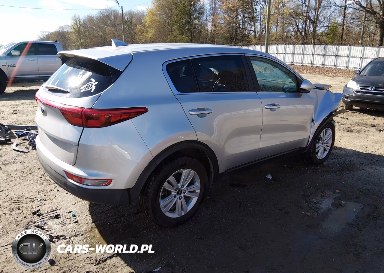 2019 Kia Sportage Lx VIN:KNDPM3AC8K7586910 - 4