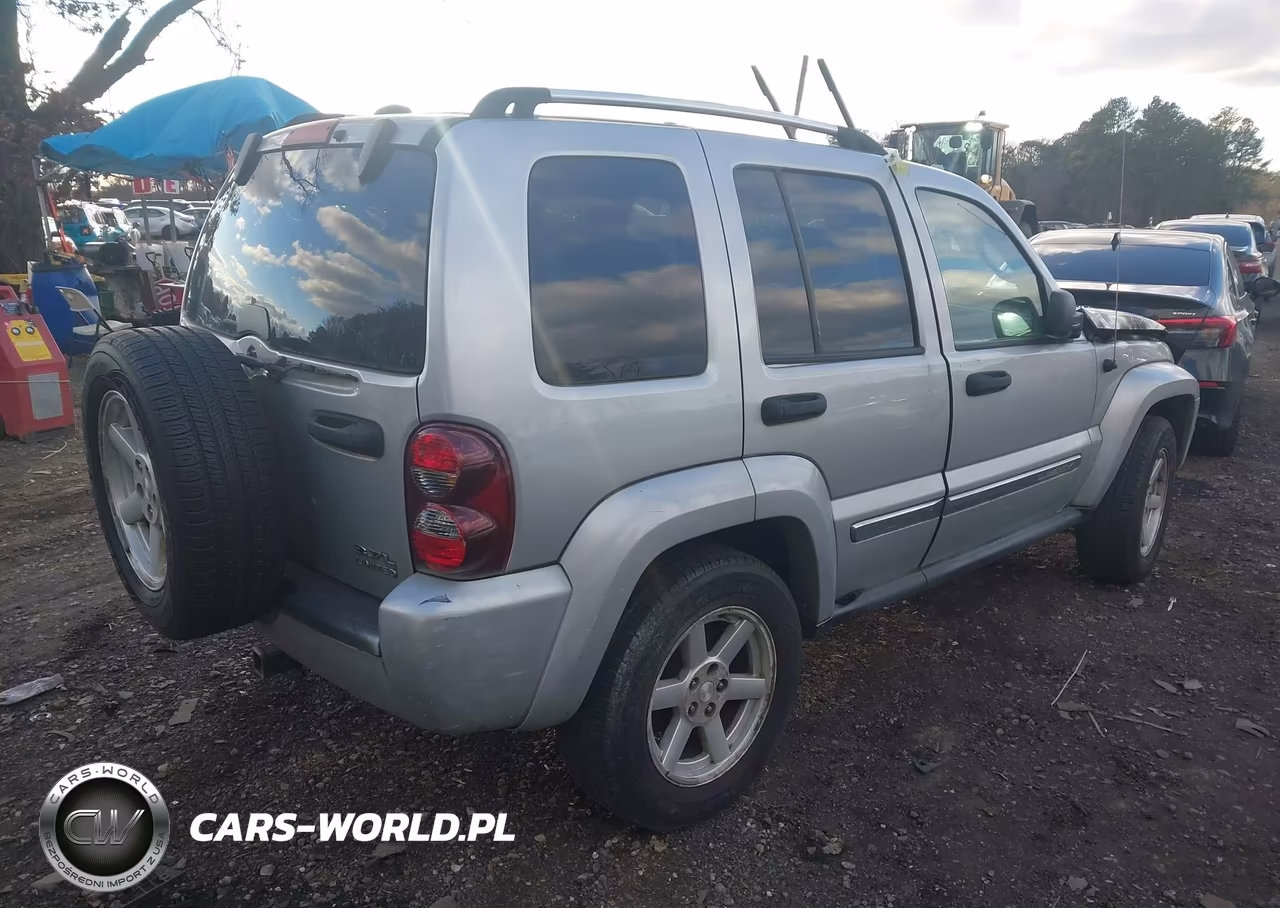 2005 Jeep Liberty Limited Edition VIN:1J8GL58K25W672714 - 4