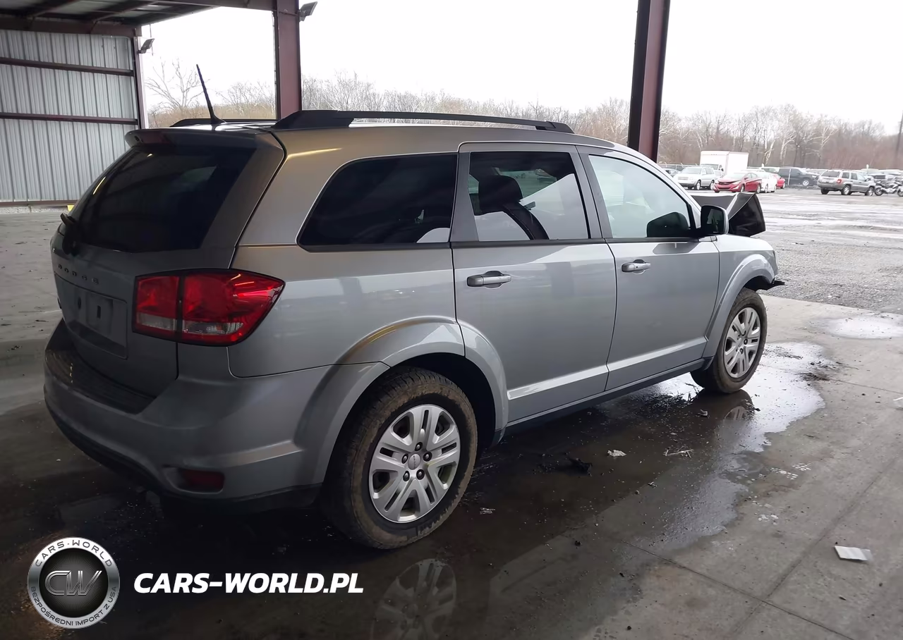2019 Dodge Journey Se VIN:3C4PDCBB2KT852374 - 4