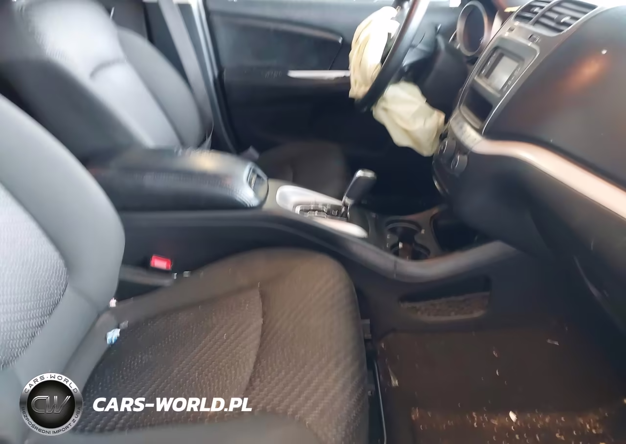 2019 Dodge Journey Se VIN:3C4PDCBB2KT852374 - 5