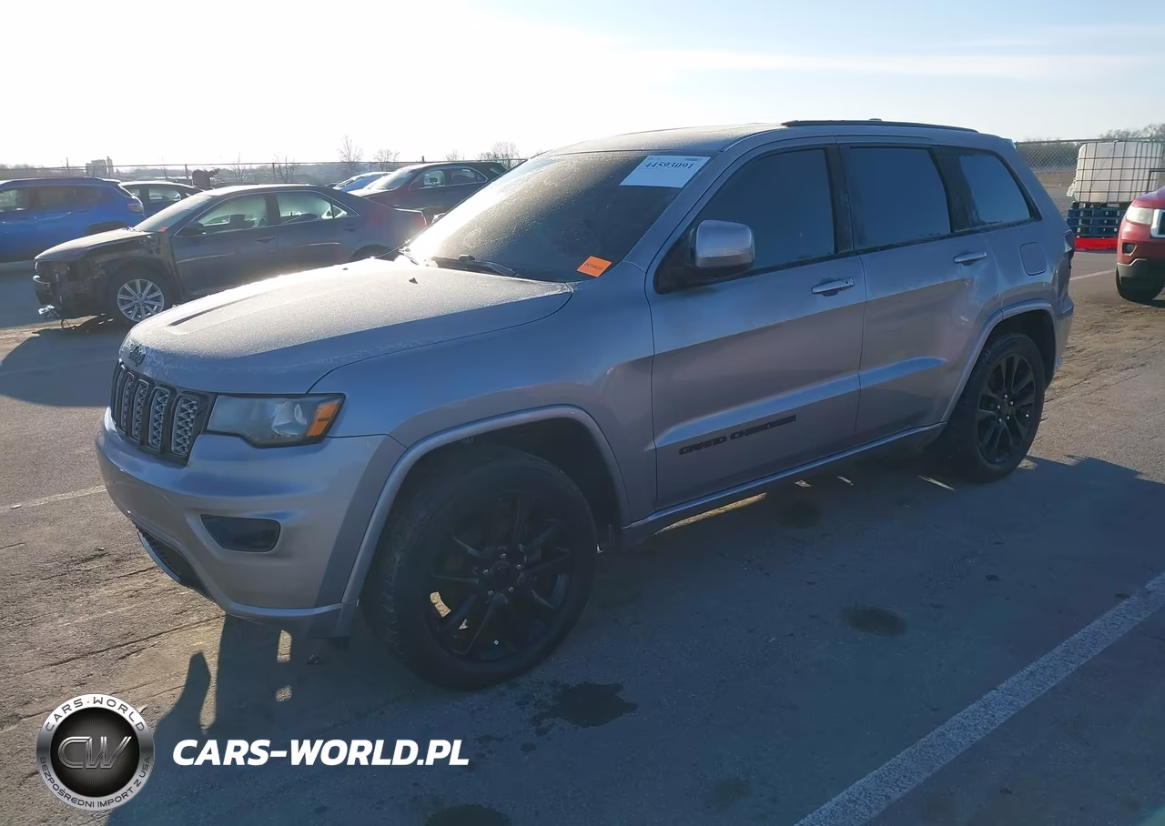 2017 Jeep Grand Cherokee Altitude 4X4 VIN:1C4RJFAG2HC855926 - 2