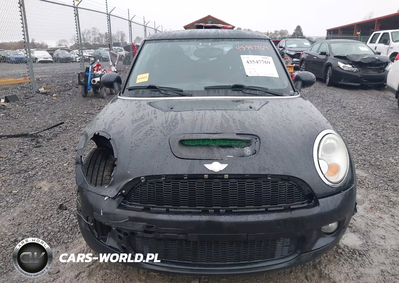 2007 Mini Cooper S VIN:WMWMF735X7TL83855 - 12