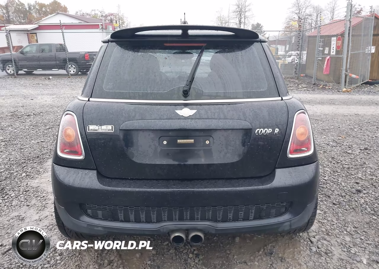 2007 Mini Cooper S VIN:WMWMF735X7TL83855 - 16