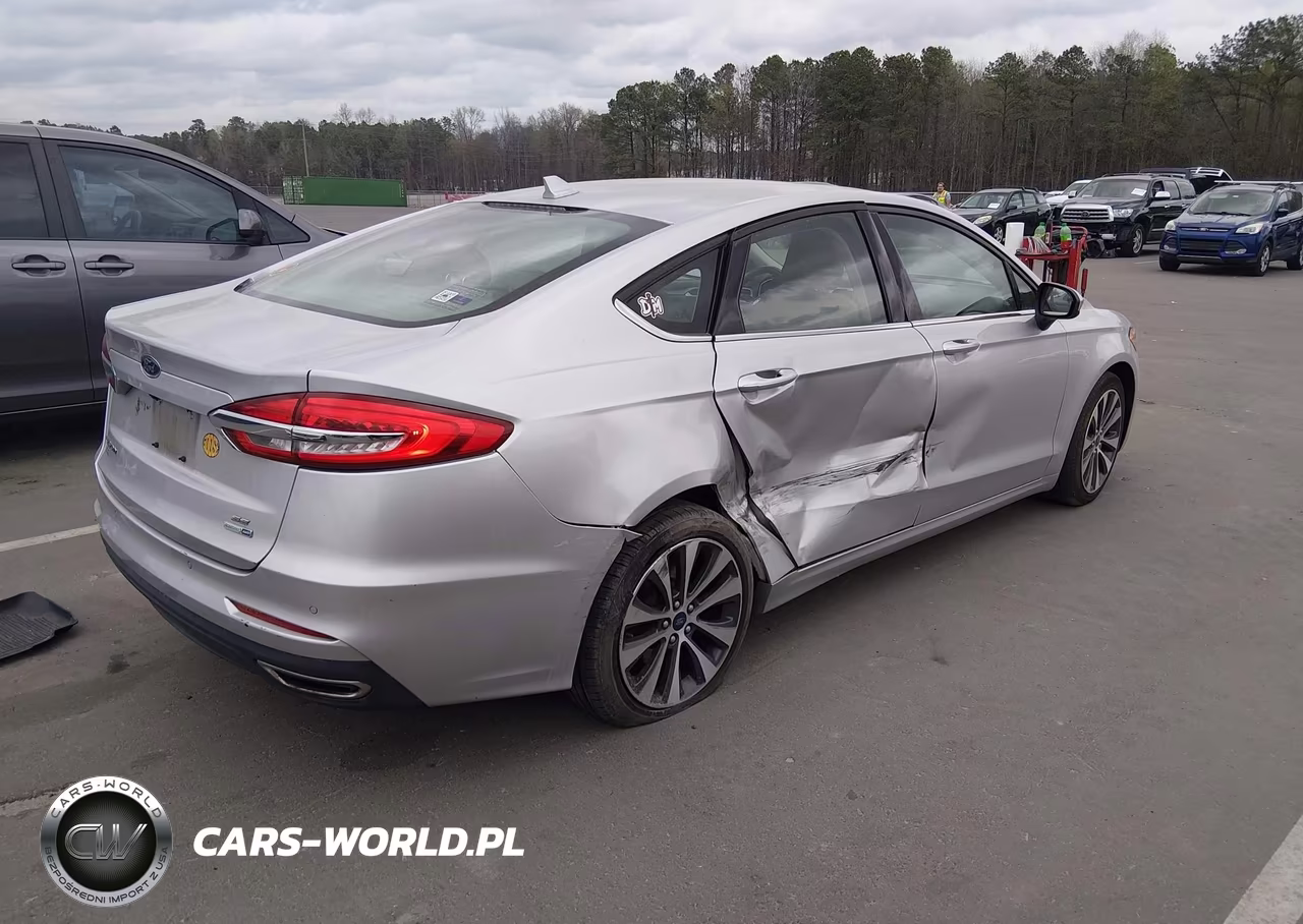 2019 Ford Fusion Se VIN:3FA6P0T99KR270014 - 4