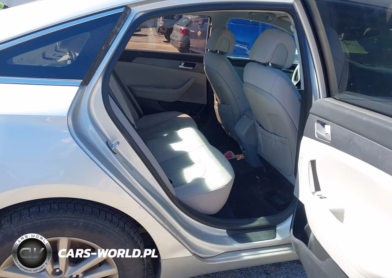 2017 Hyundai Sonata VIN:5NPE24AF3HH485002 - 8