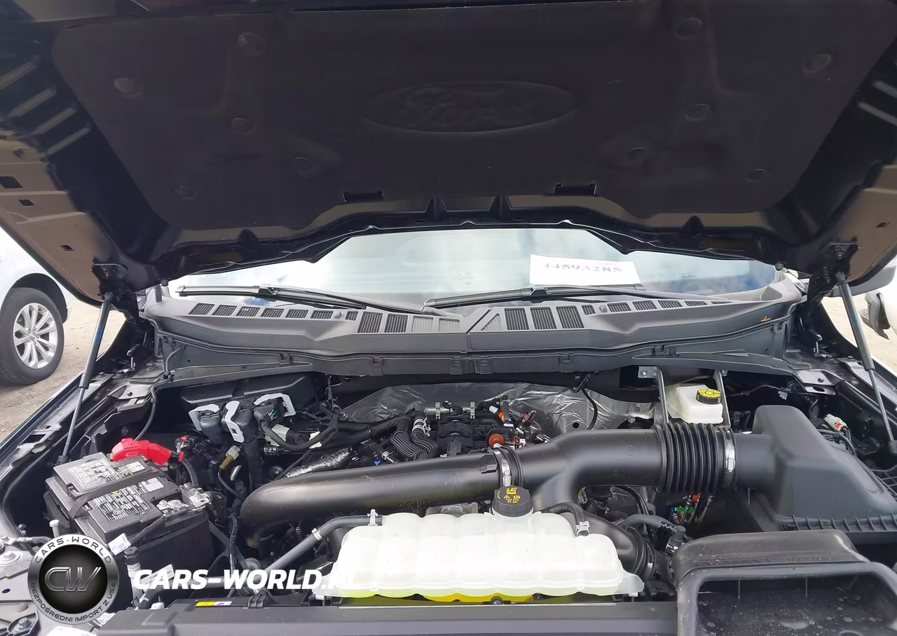 2025 Ford F-150 Lariat VIN:1FTFW5L86SKF77713 - 10