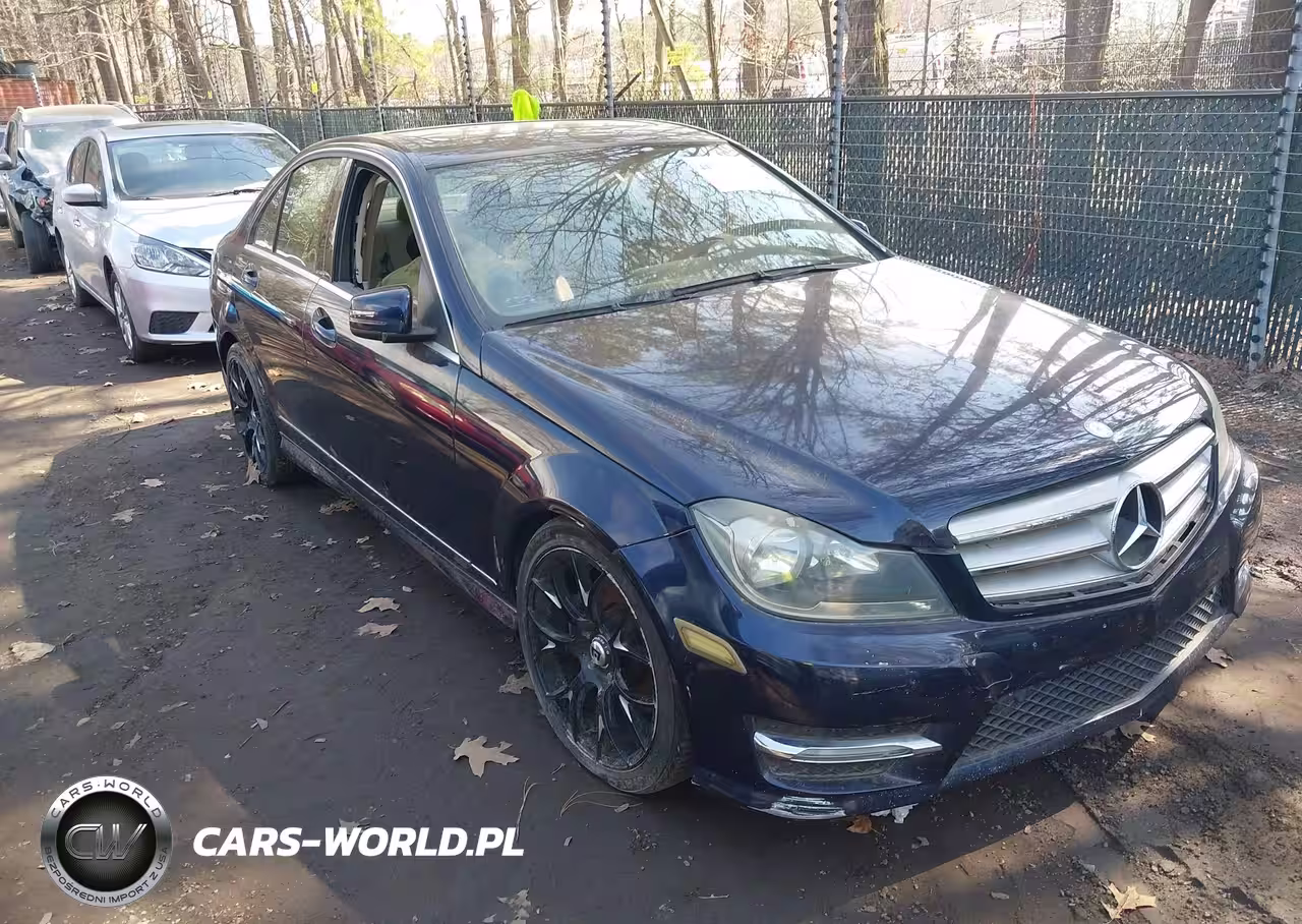 2013 Mercedes-Benz C 300 Sport 4Matic
