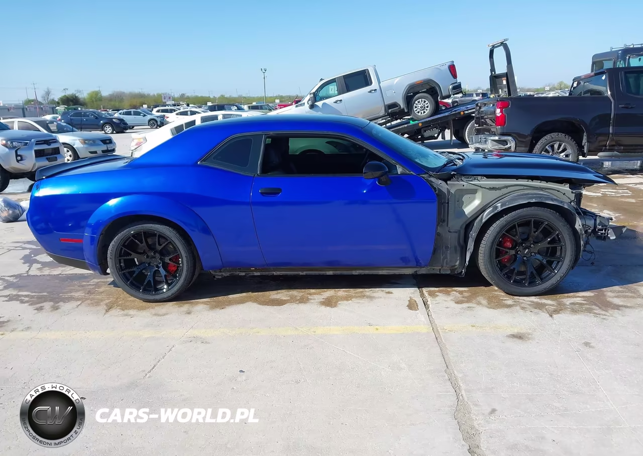 2018 Dodge Challenger R-T Scat Pack VIN:2C3CDZFJ7JH300707 - 14
