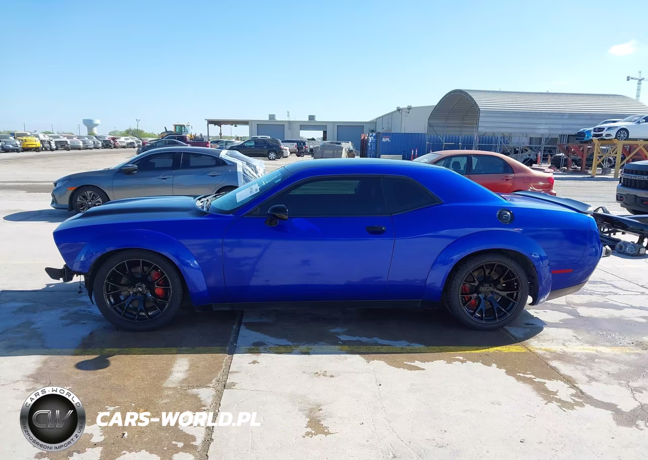 2018 Dodge Challenger R-T Scat Pack VIN:2C3CDZFJ7JH300707 - 15