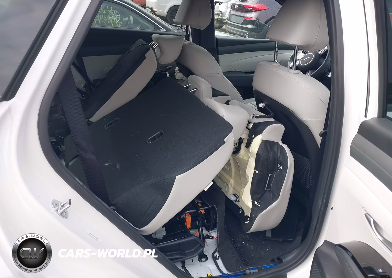 2025 Hyundai Tucson Hybrid Limited VIN:KM8JEDD14SU397803 - 8