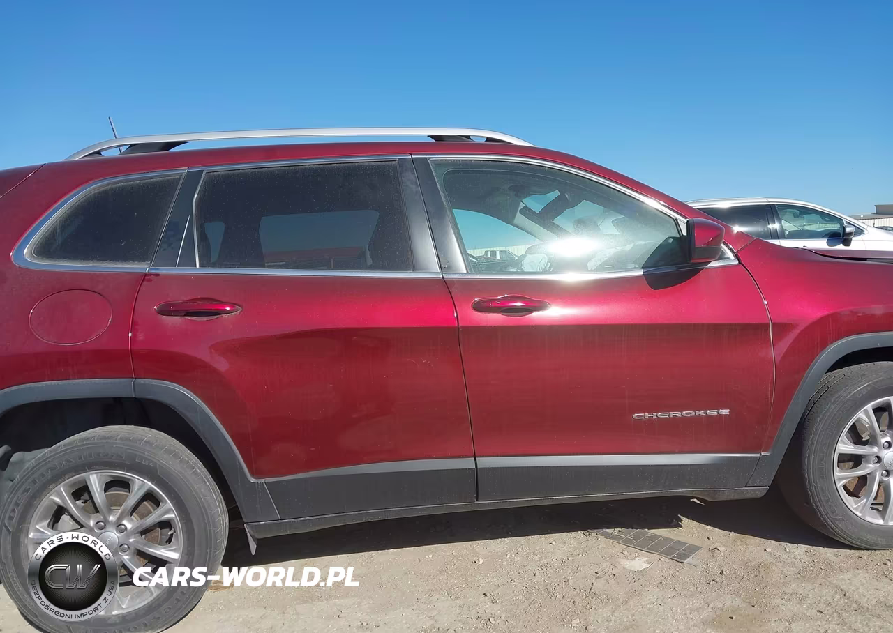 2019 Jeep Cherokee Latitude Plus Fwd VIN:1C4PJLLB1KD205705 - 13