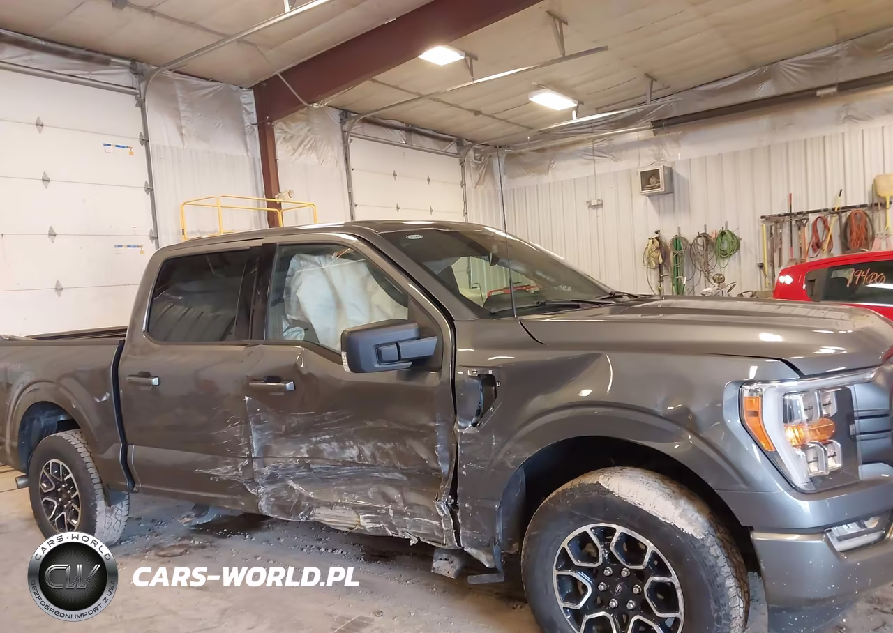 2023 Ford F-150 Xlt VIN:1FTEW1EPXPKE07449 - 13