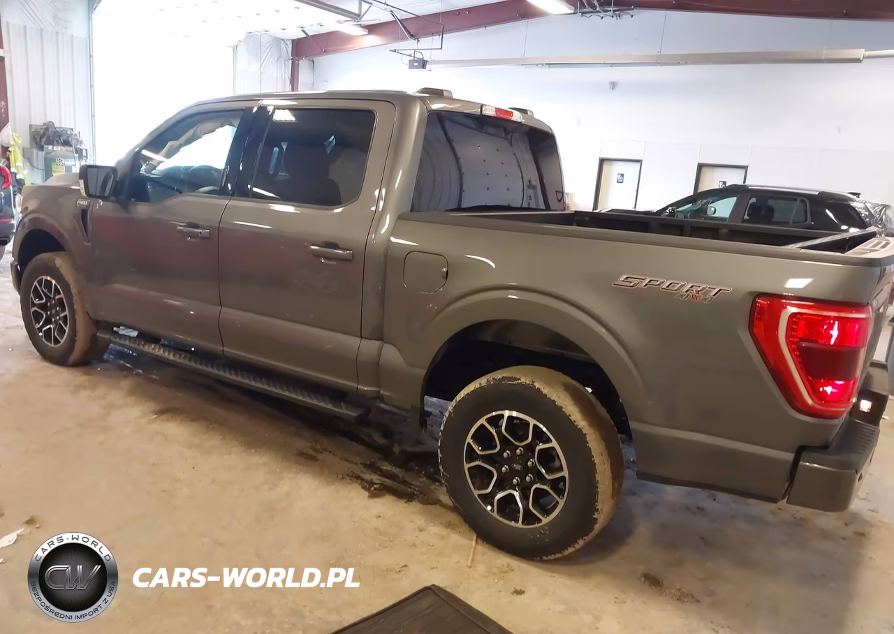 2023 Ford F-150 Xlt VIN:1FTEW1EPXPKE07449 - 3