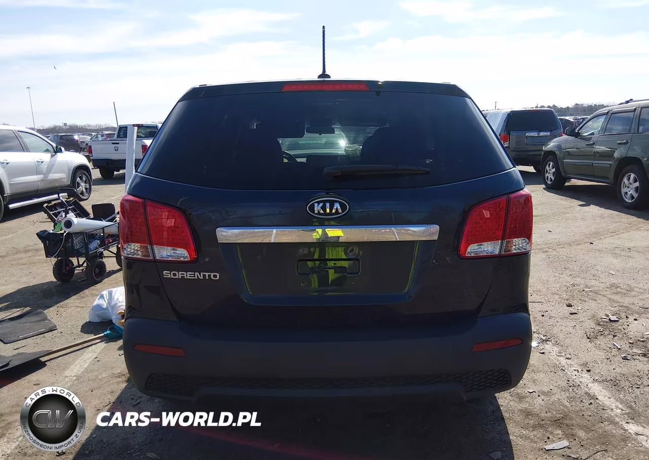 2013 Kia Sorento Lx VIN:5XYKT3A17DG379670 - 15