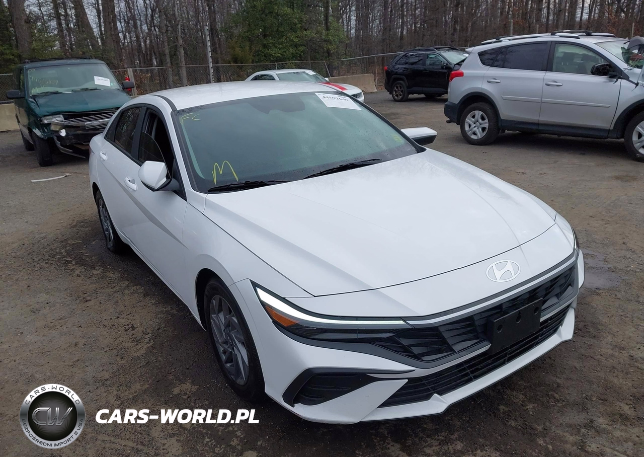 2024 Hyundai Elantra Sel