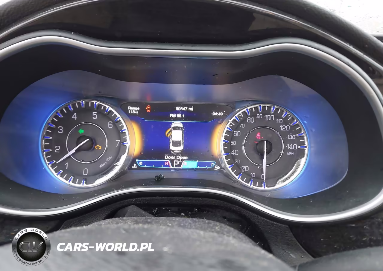 2015 Chrysler 200 C VIN:1C3CCCCG7FN599929 - 7