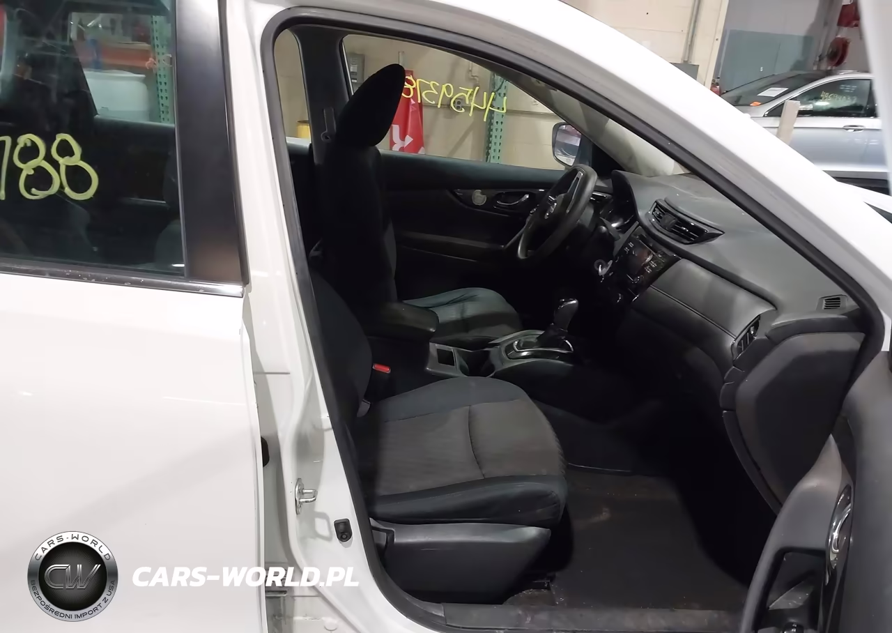 2017 Nissan Rogue S VIN:5N1AT2MT8HC845132 - 5