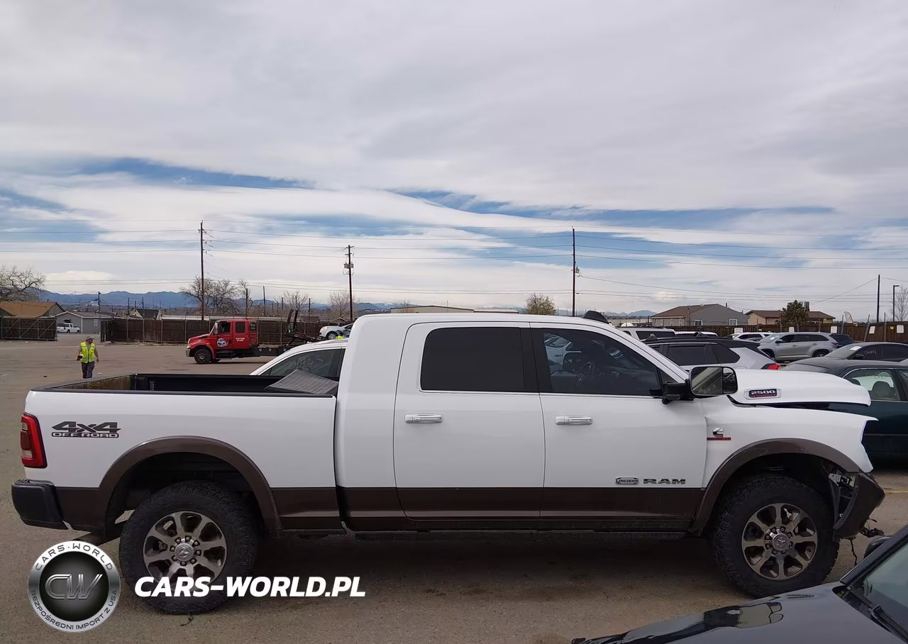 2020 Ram 2500 VIN:3C6UR5PL8LG141510 - 14