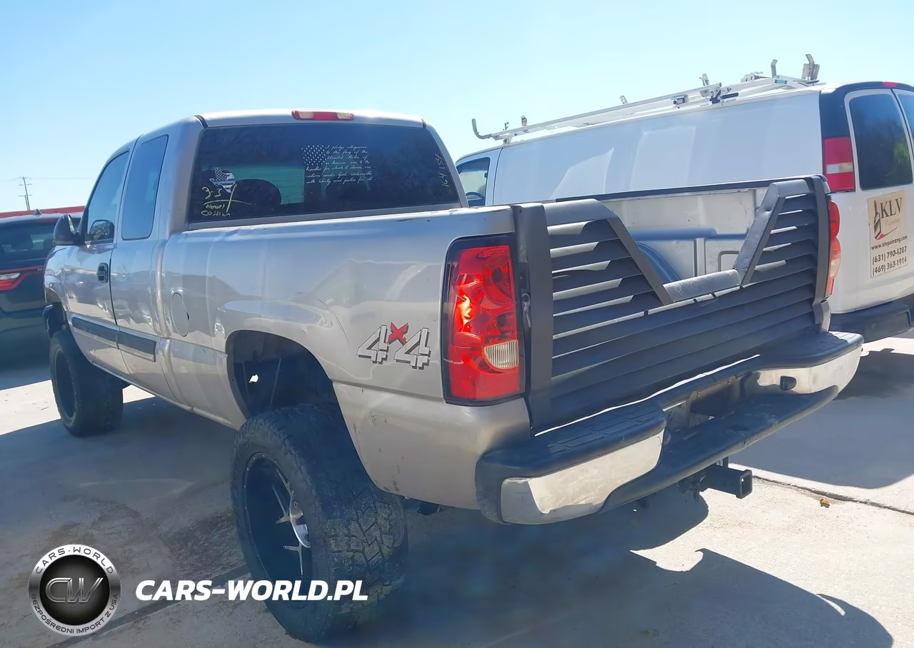 2004 Chevrolet Silverado 1500 Ls VIN:2GCEK19V241164154 - 3