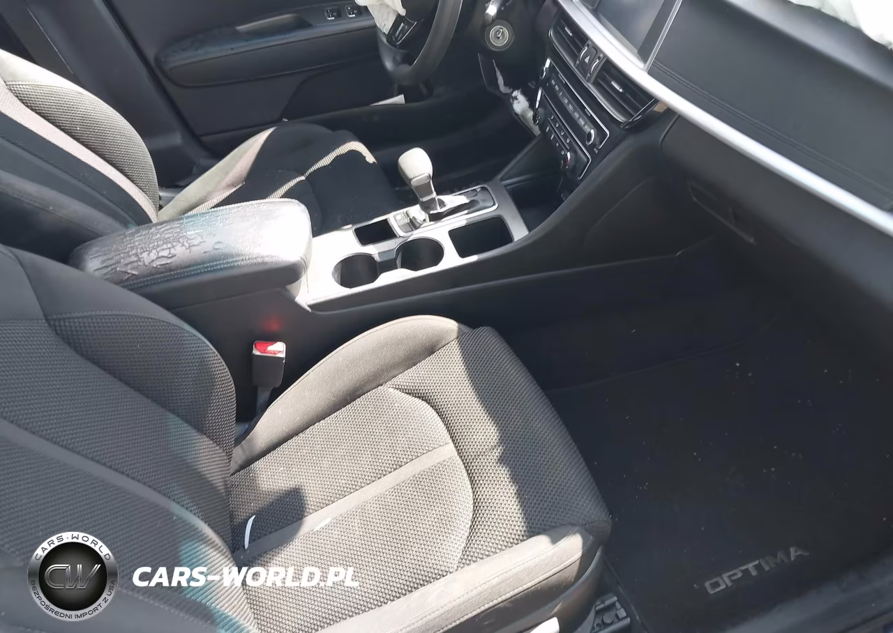 2019 Kia Optima Lx VIN:5XXGT4L38KG281159 - 5