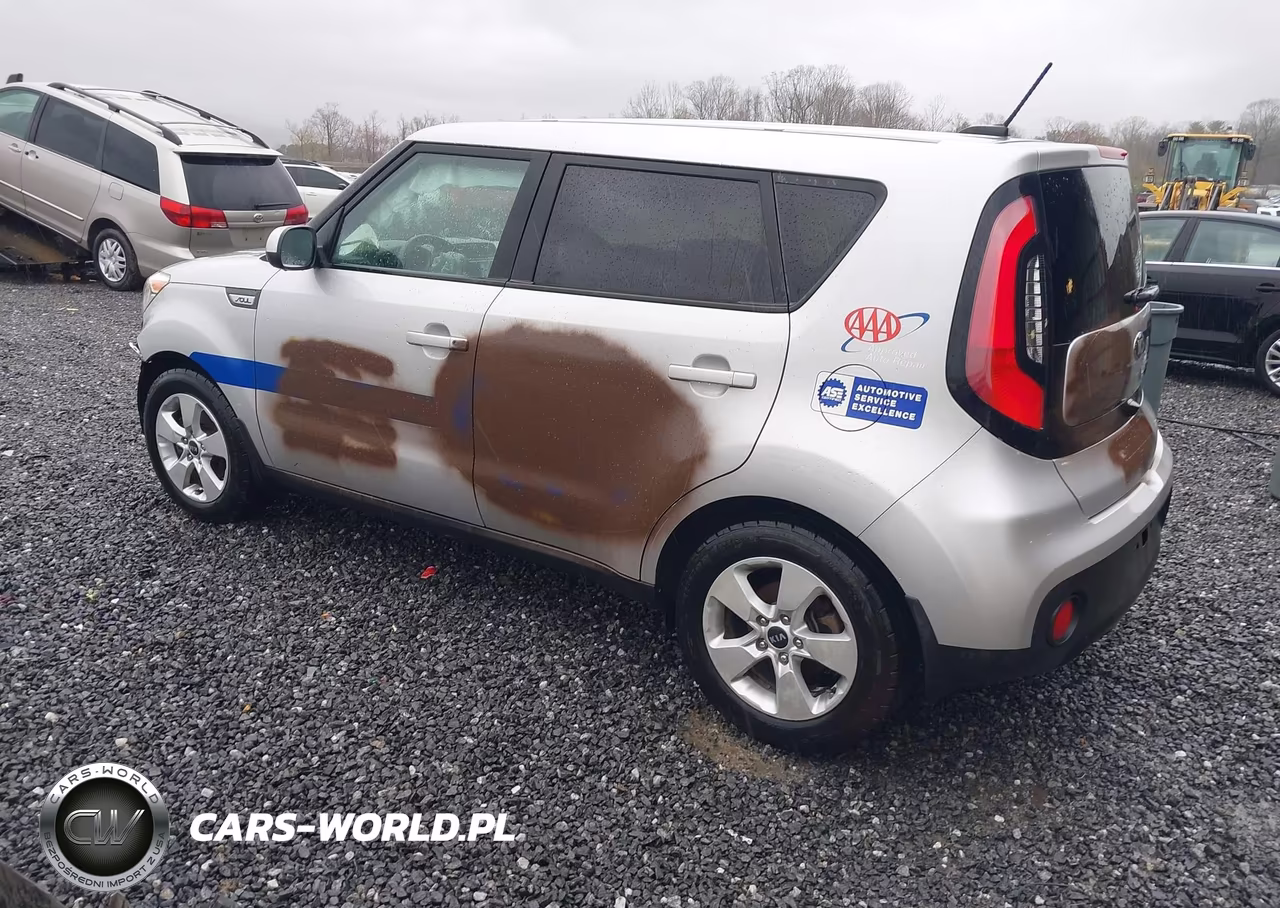 2017 Kia Soul ! VIN:KNDJN2A27H7451883 - 3