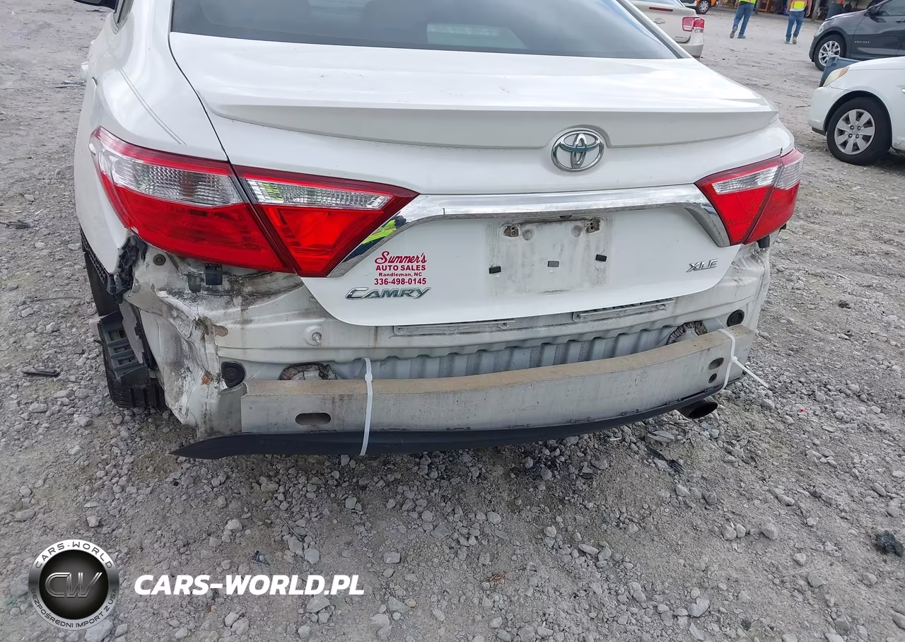 2015 Toyota Camry Xle VIN:4T1BF1FK6FU476742 - 6