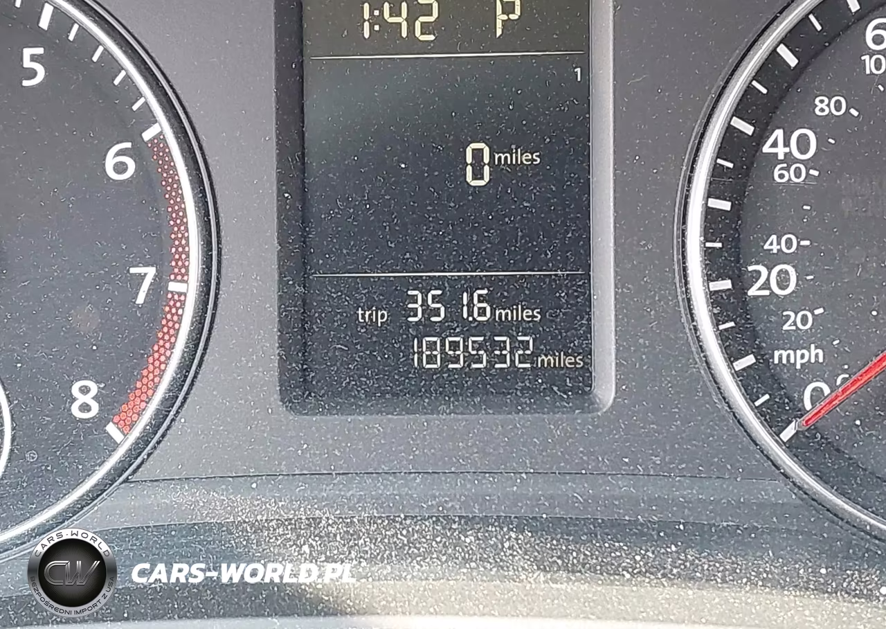 2015 Volkswagen Passat 1.8T S VIN:1VWAT7A31FC017181 - 7