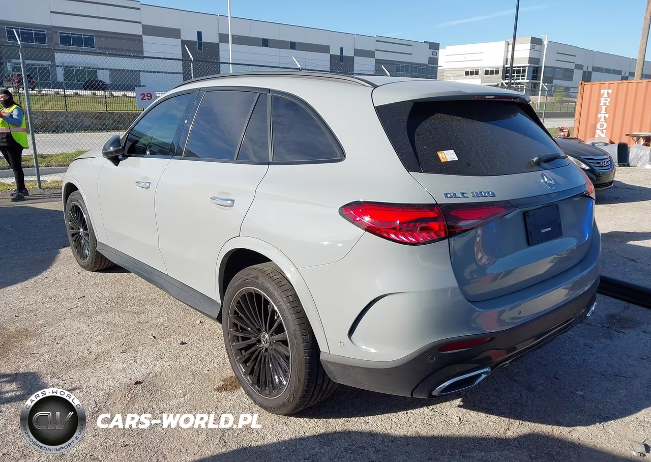 2026 Mercedes-Benz Glc 300 VIN:W1NKM4GB1TF451041 - 3
