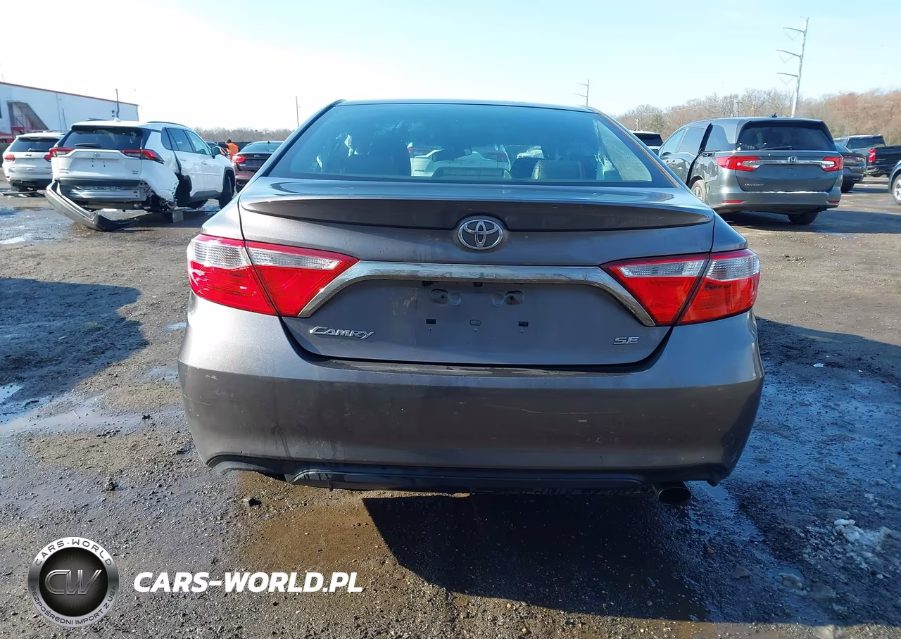 2017 Toyota Camry Se VIN:4T1BF1FK4HU648477 - 16