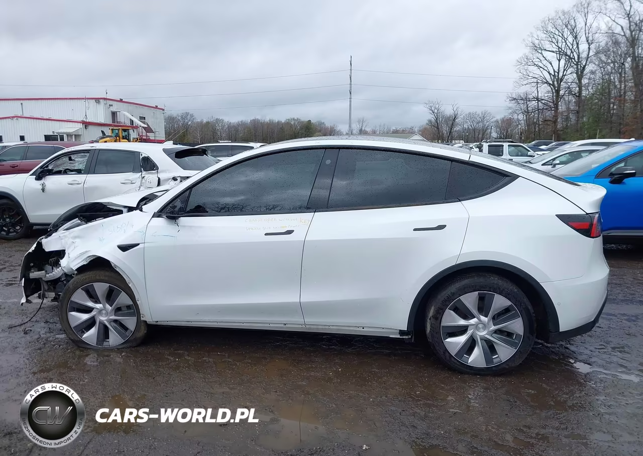 2021 Tesla Model Y Long Range Dual Motor All-Wheel Drive VIN:5YJYGDEE7MF117897 - 14
