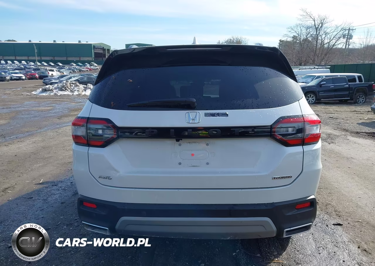 2025 Honda Pilot Touring VIN:5FNYG1H76SB099319 - 16