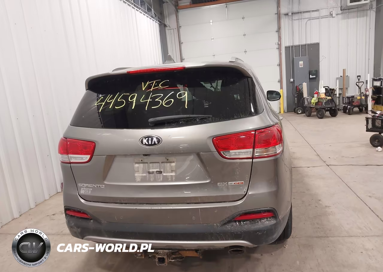 2016 Kia Sorento 2.0T Ex VIN:5XYPHDA11GG029422 - 17