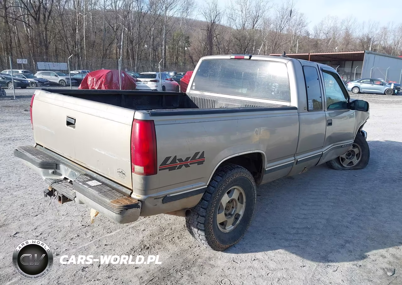 1998 Chevrolet K1500 Fleetside VIN:1GCEK19M2WE116680 - 4
