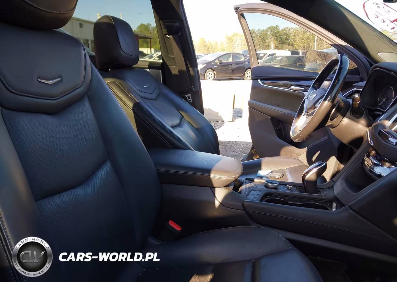 2022 Cadillac Xt5 Fwd Premium Luxury VIN:1GYKNCR40NZ140130 - 5