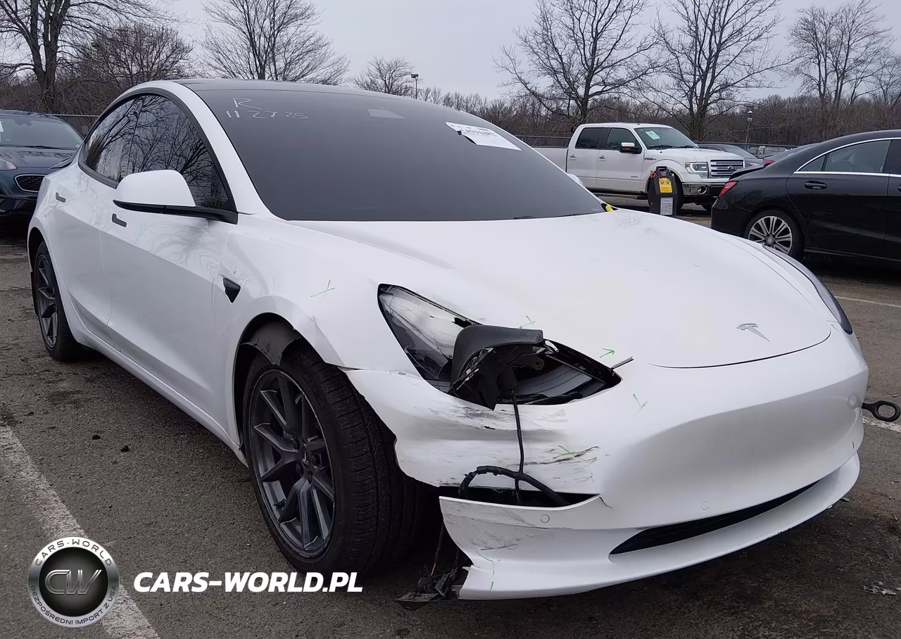 2021 Tesla Model 3 Standard Range Plus Rear-Wheel Drive