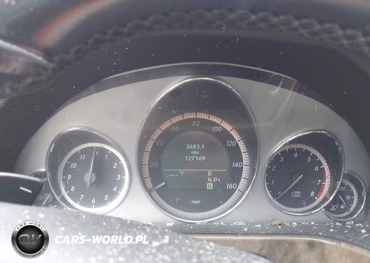 2011 Mercedes-Benz E 550 4Matic VIN:WDDHF9ABXBA411656 - 7