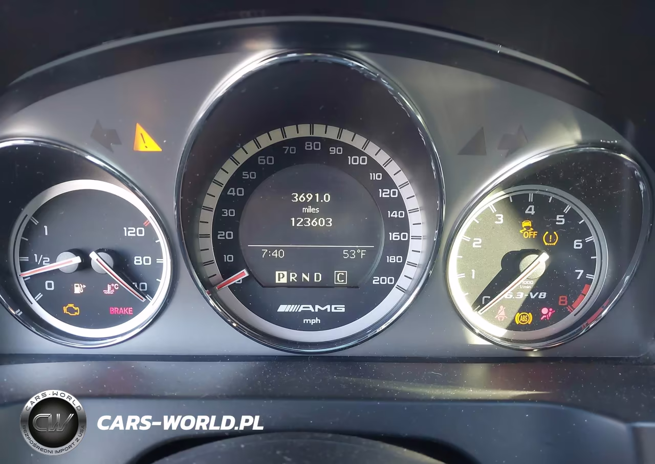 2010 Mercedes-Benz C 63 Amg VIN:WDDGF7HB3AF415541 - 7