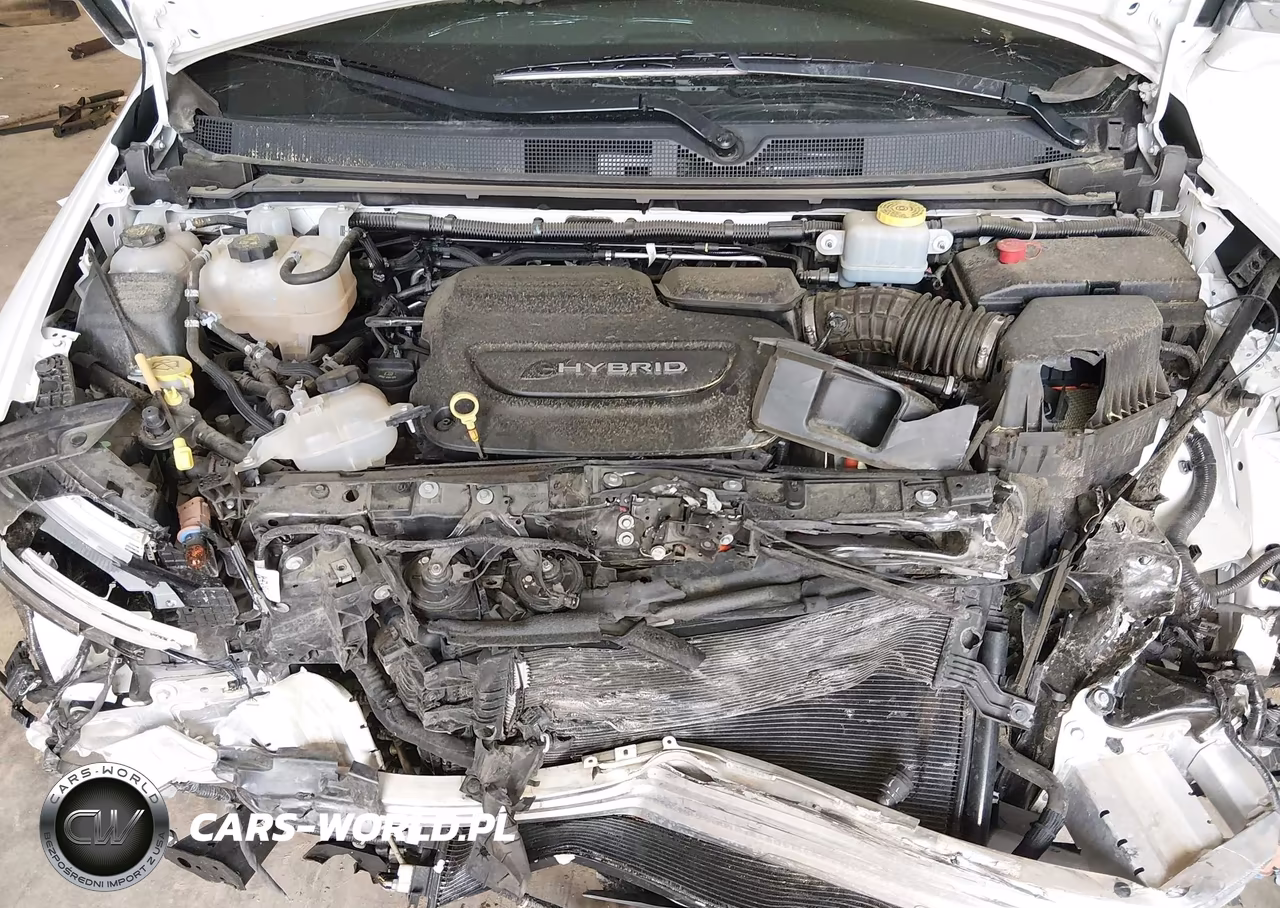 2021 Chrysler Pacifica Hybrid Limited VIN:2C4RC1S7XMR510723 - 10