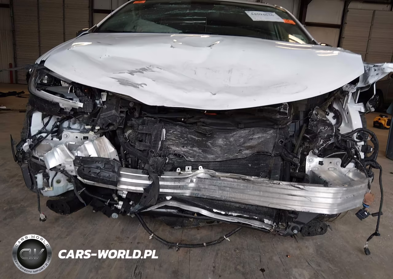 2021 Chrysler Pacifica Hybrid Limited VIN:2C4RC1S7XMR510723 - 14