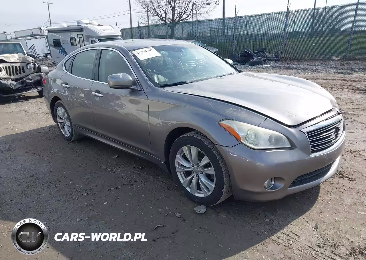 2011 Infiniti M37X