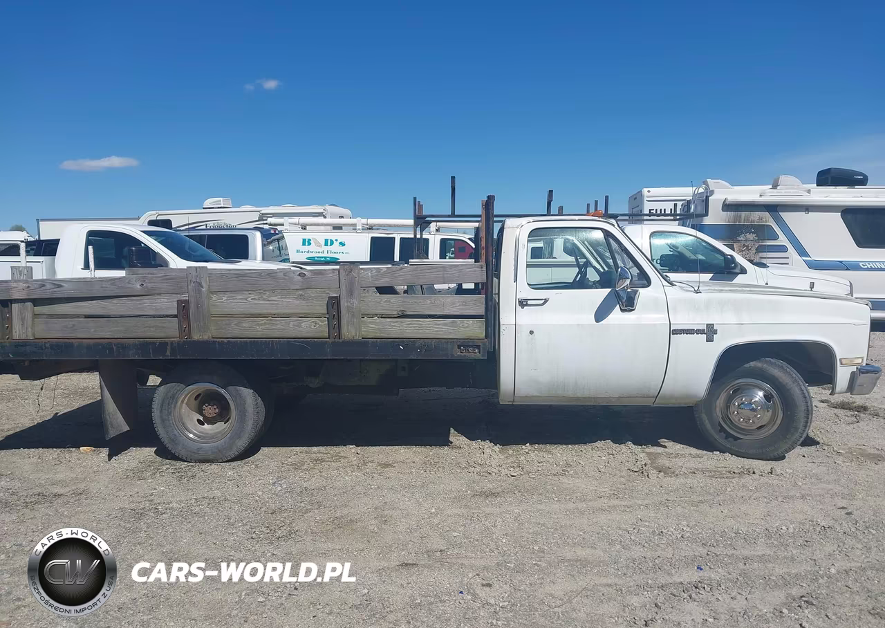 1988 Chevrolet R30 VIN:1GBHR34K6JJ106846 - 17