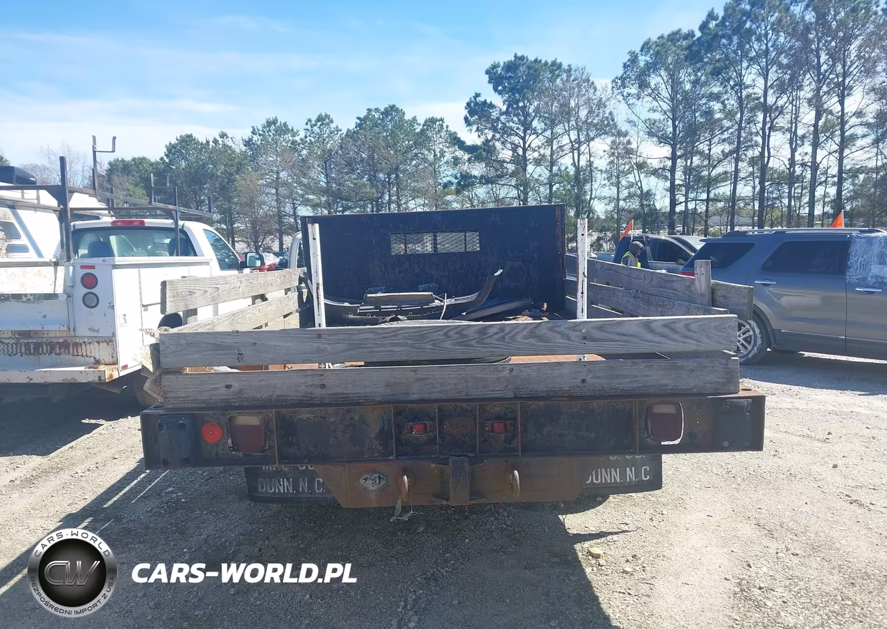 1988 Chevrolet R30 VIN:1GBHR34K6JJ106846 - 19