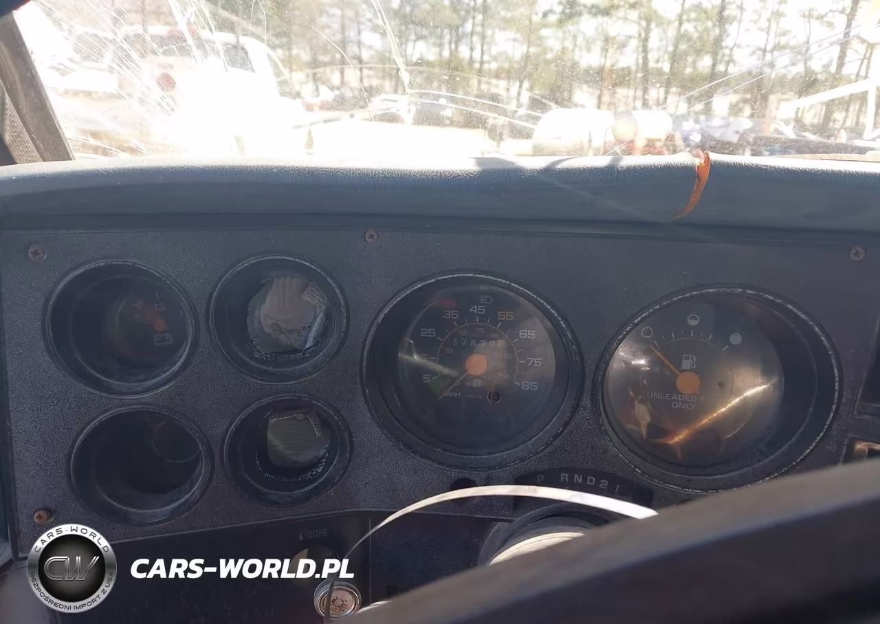 1988 Chevrolet R30 VIN:1GBHR34K6JJ106846 - 5