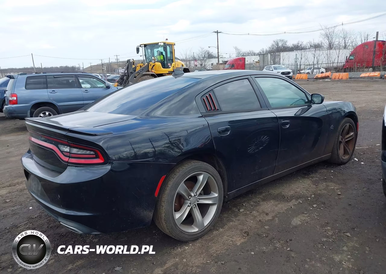 2015 Dodge Charger Sxt VIN:2C3CDXHG9FH741719 - 4