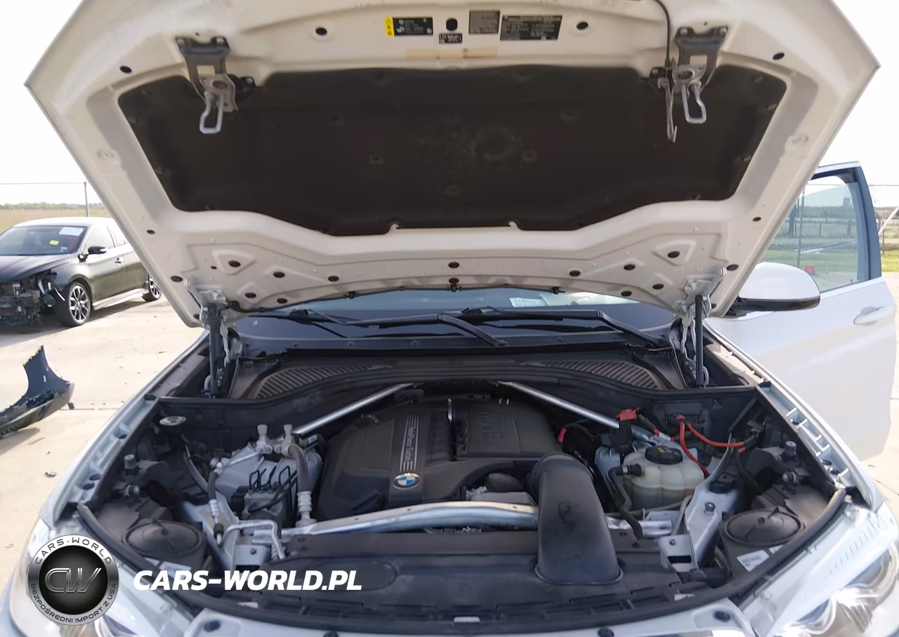 2017 BMW X5 xDrive35I VIN:5UXKR0C51H0V67043 - 10
