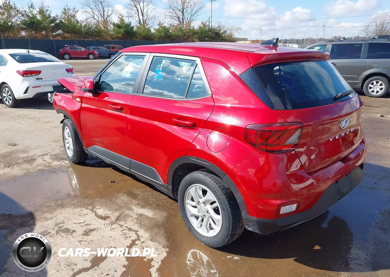 2021 Hyundai Venue Se VIN:KMHRB8A36MU068127 - 3