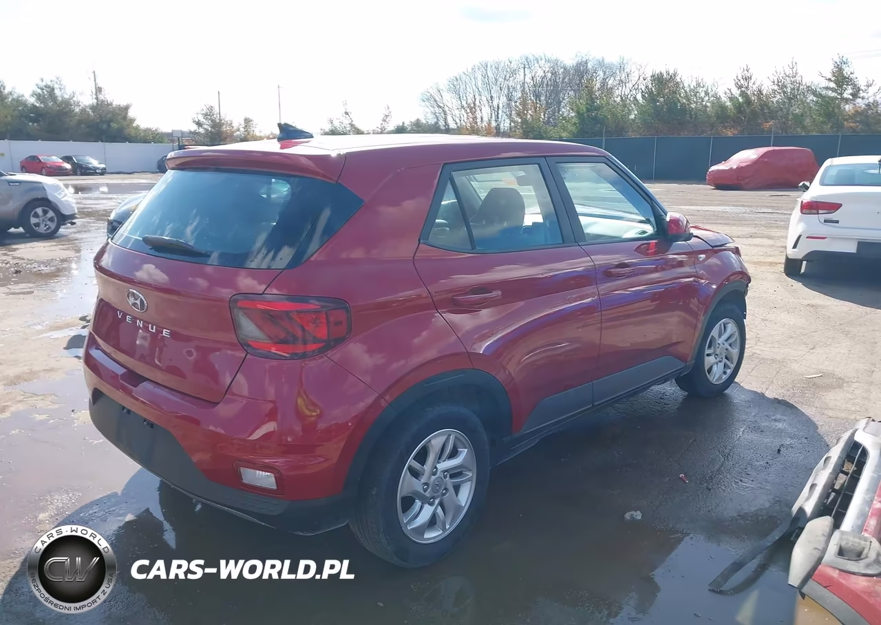 2021 Hyundai Venue Se VIN:KMHRB8A36MU068127 - 4