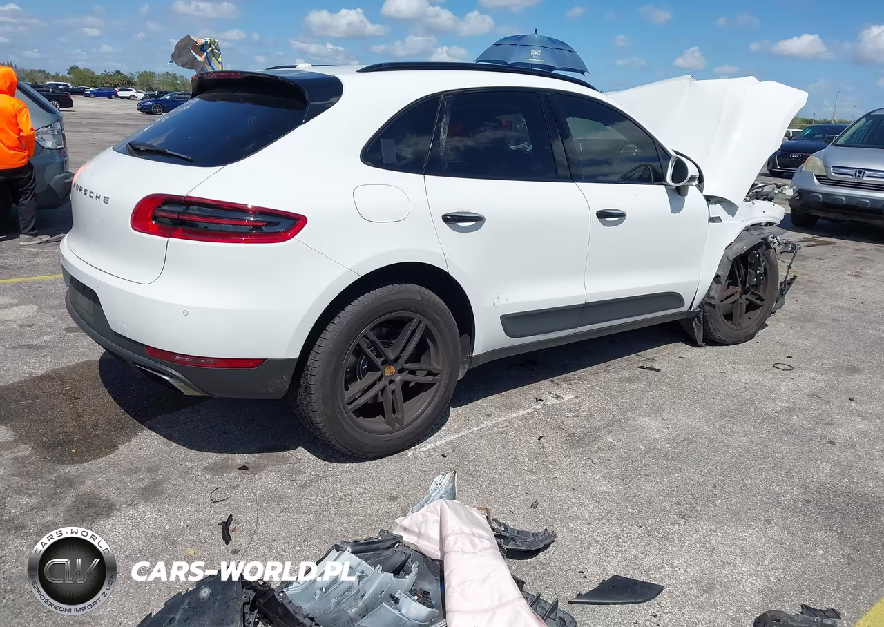 2017 Porsche Macan VIN:WP1AA2A59HLB80417 - 4