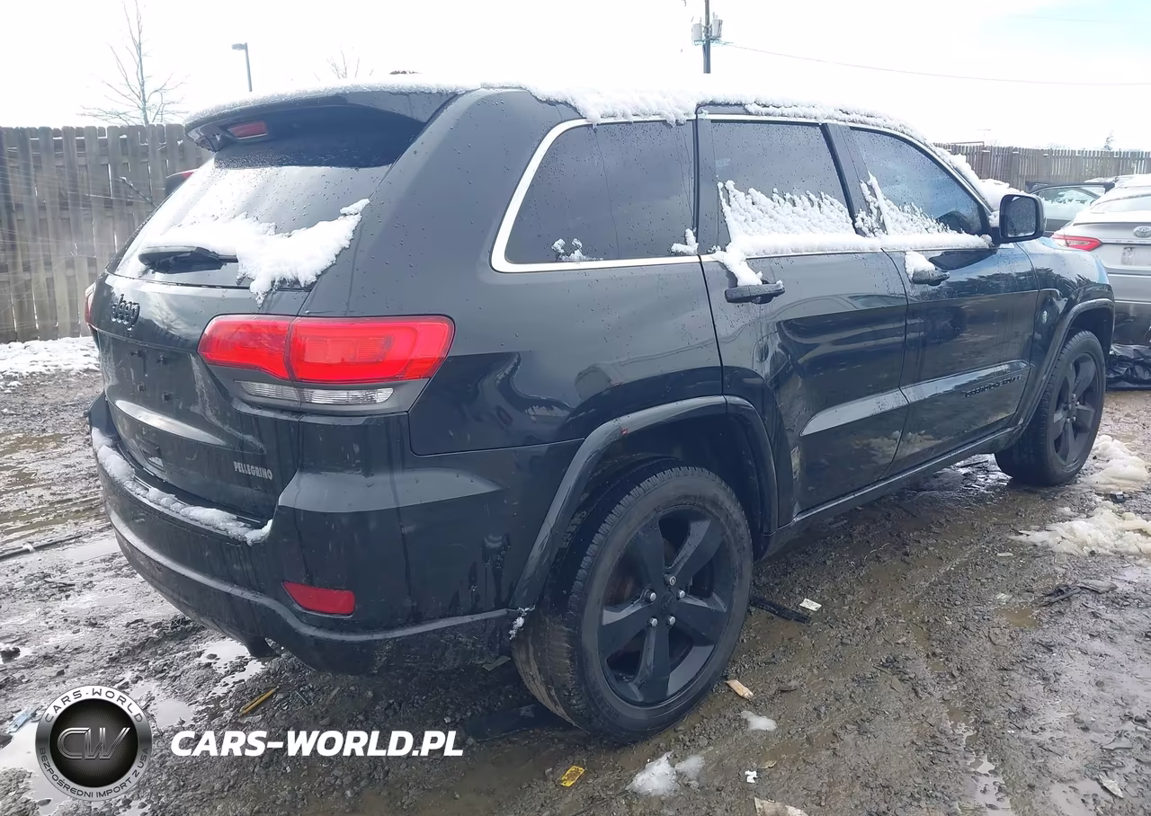 2014 Jeep Grand Cherokee Altitude VIN:1C4RJFAG2EC566721 - 4