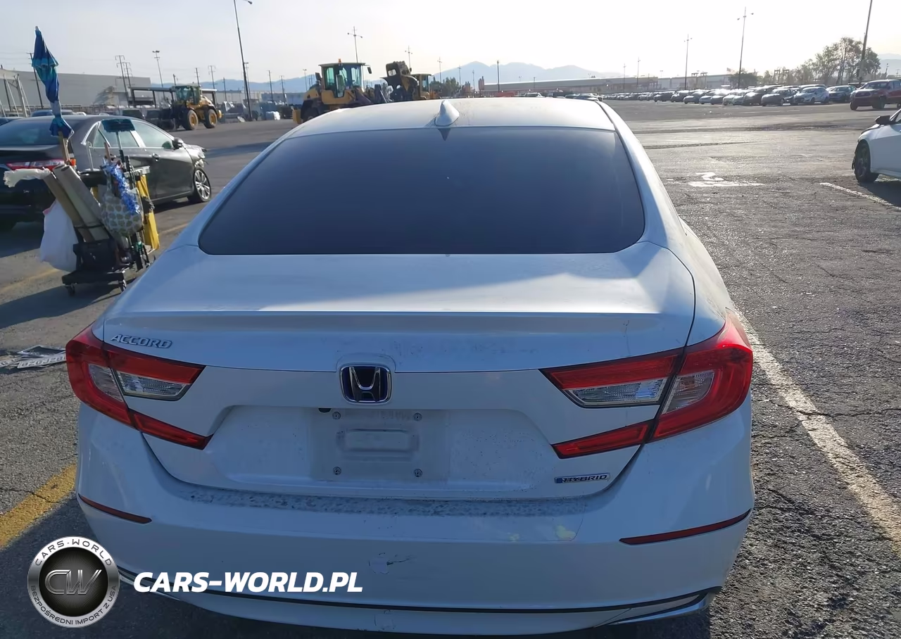 2022 Honda Accord Hybrid VIN:1HGCV3F13NA004255 - 17